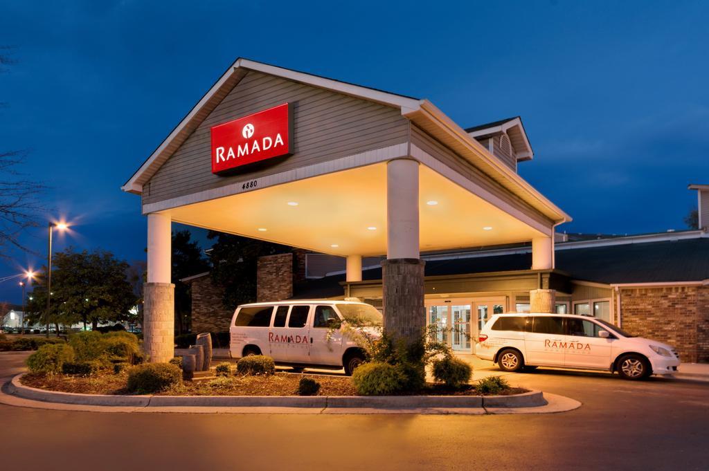 Ramada Huntsville Ngoại thất bức ảnh