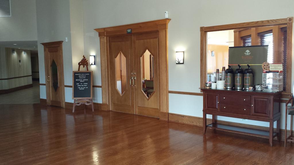 Ramada Huntsville Ngoại thất bức ảnh