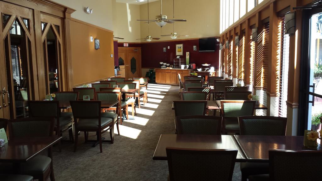 Ramada Huntsville Ngoại thất bức ảnh